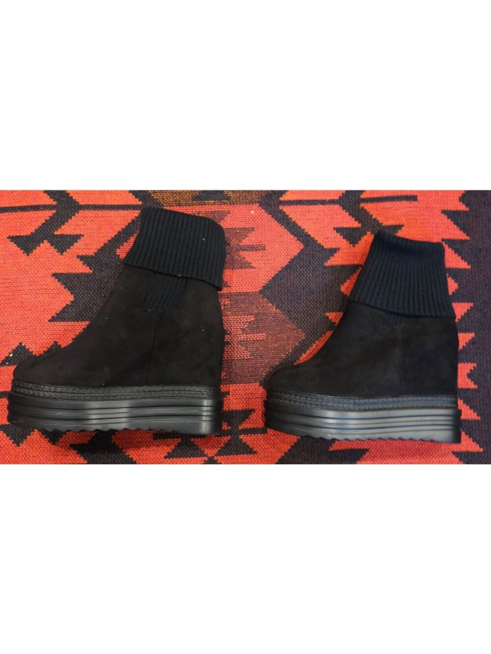 NEW Black Platform Wedge Ankle Boots Ribbed Sock Size 9 Suede Slip-On